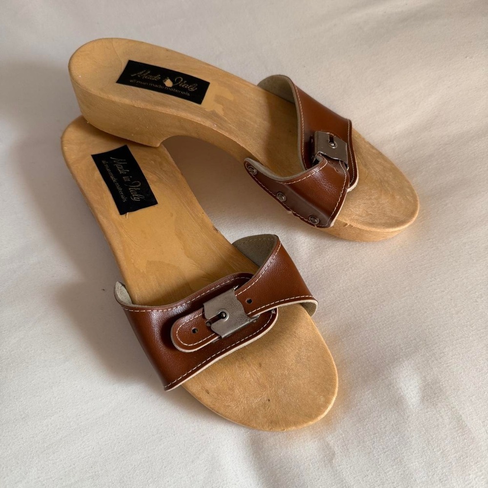 Wooden Buckle Slide Sandals  Vintage Made in Italy size 7 brown slip on sandals